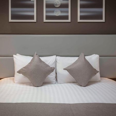 Best Western Plus Vauxhall Hotel London Exterior foto