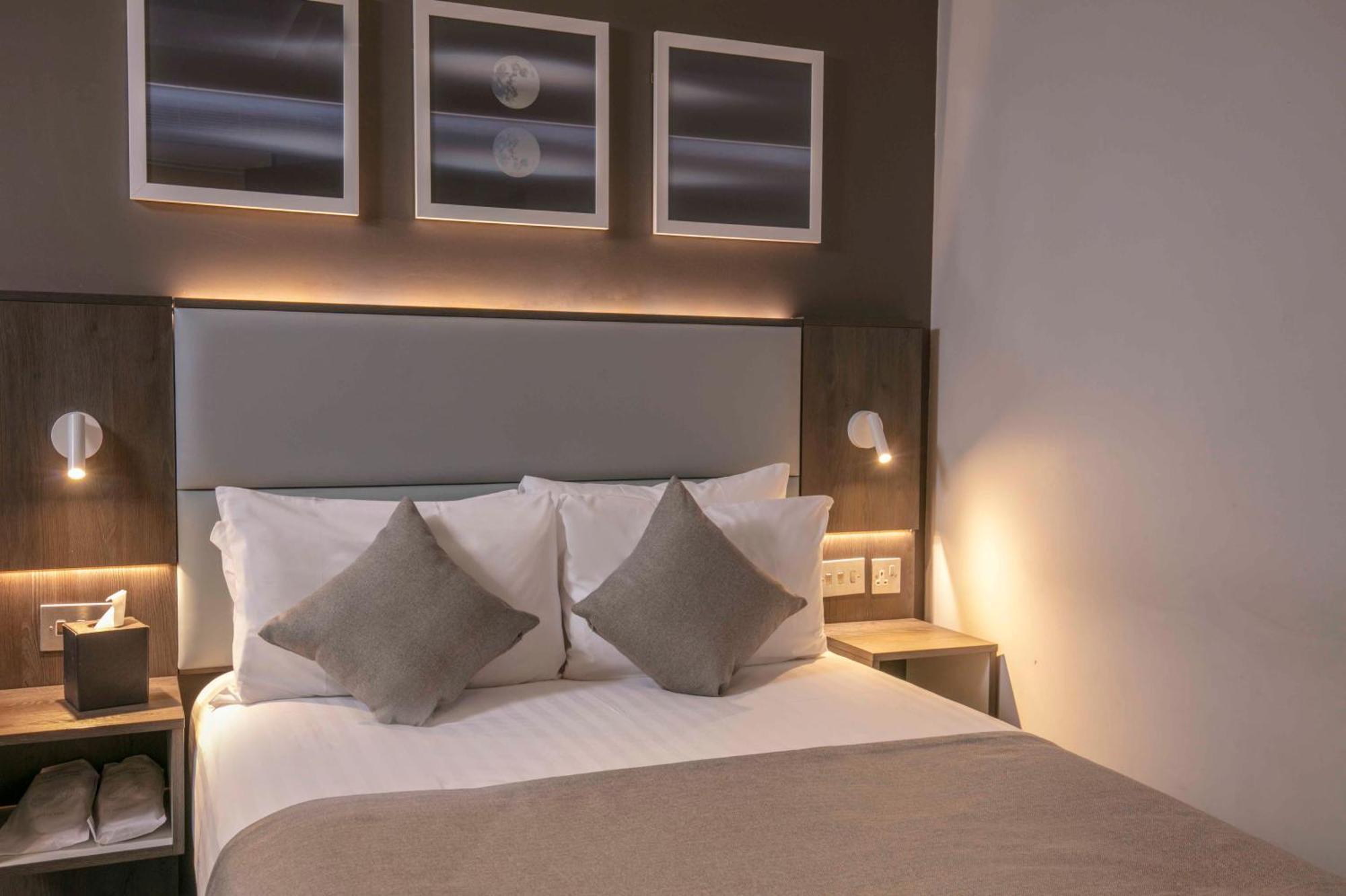 Best Western Plus Vauxhall Hotel London Exterior foto