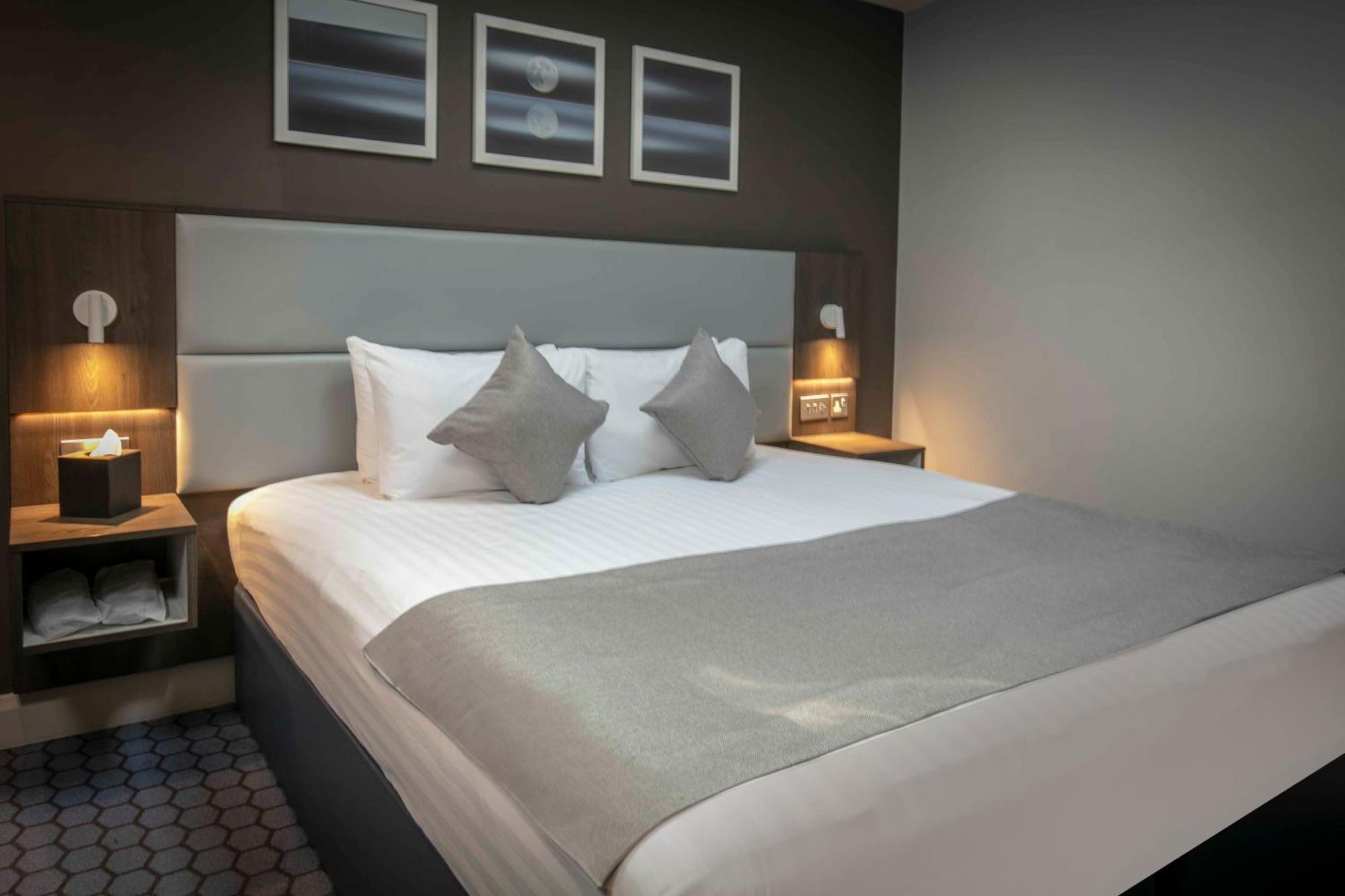 Best Western Plus Vauxhall Hotel London Exterior foto