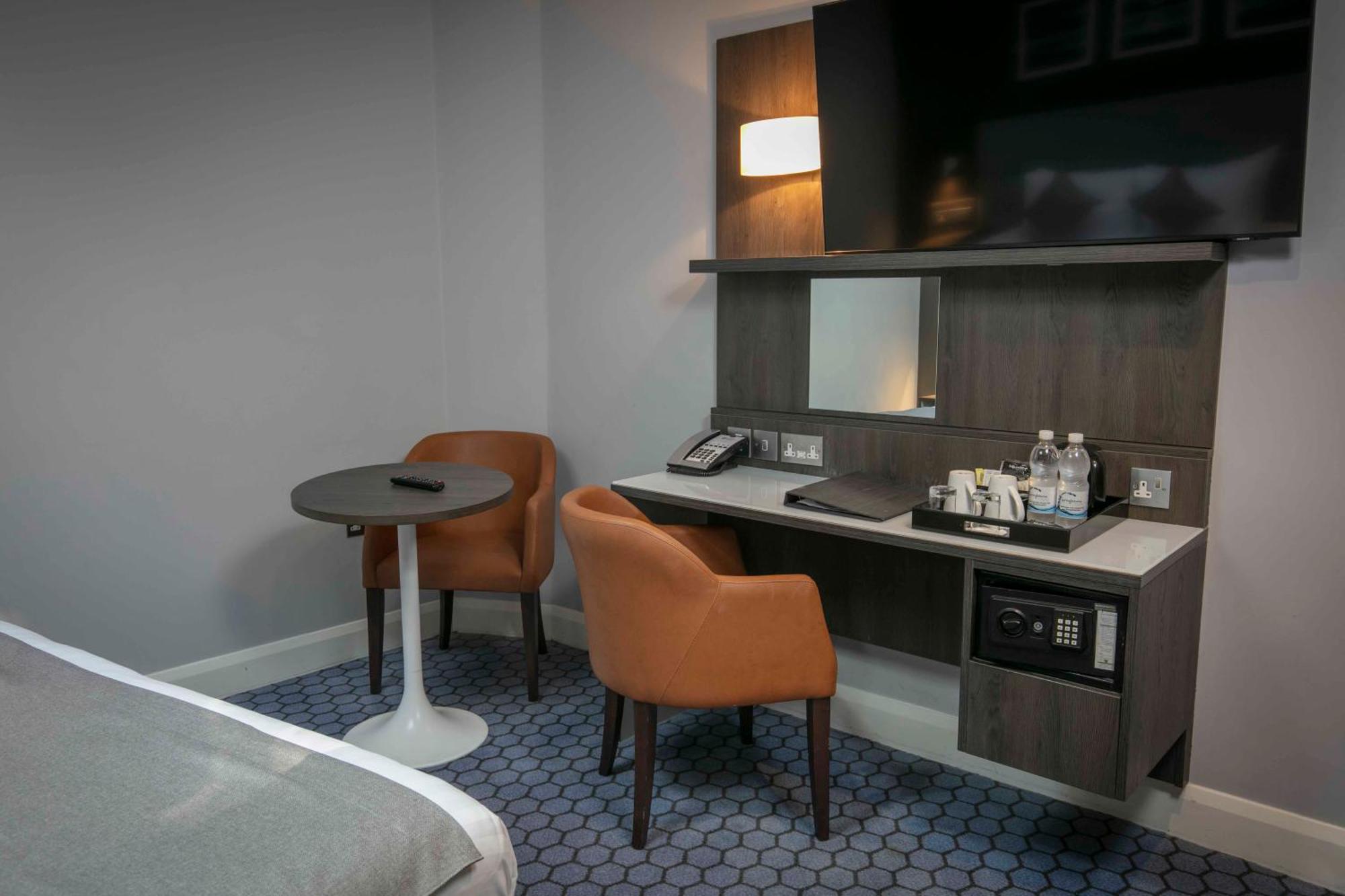 Best Western Plus Vauxhall Hotel London Exterior foto