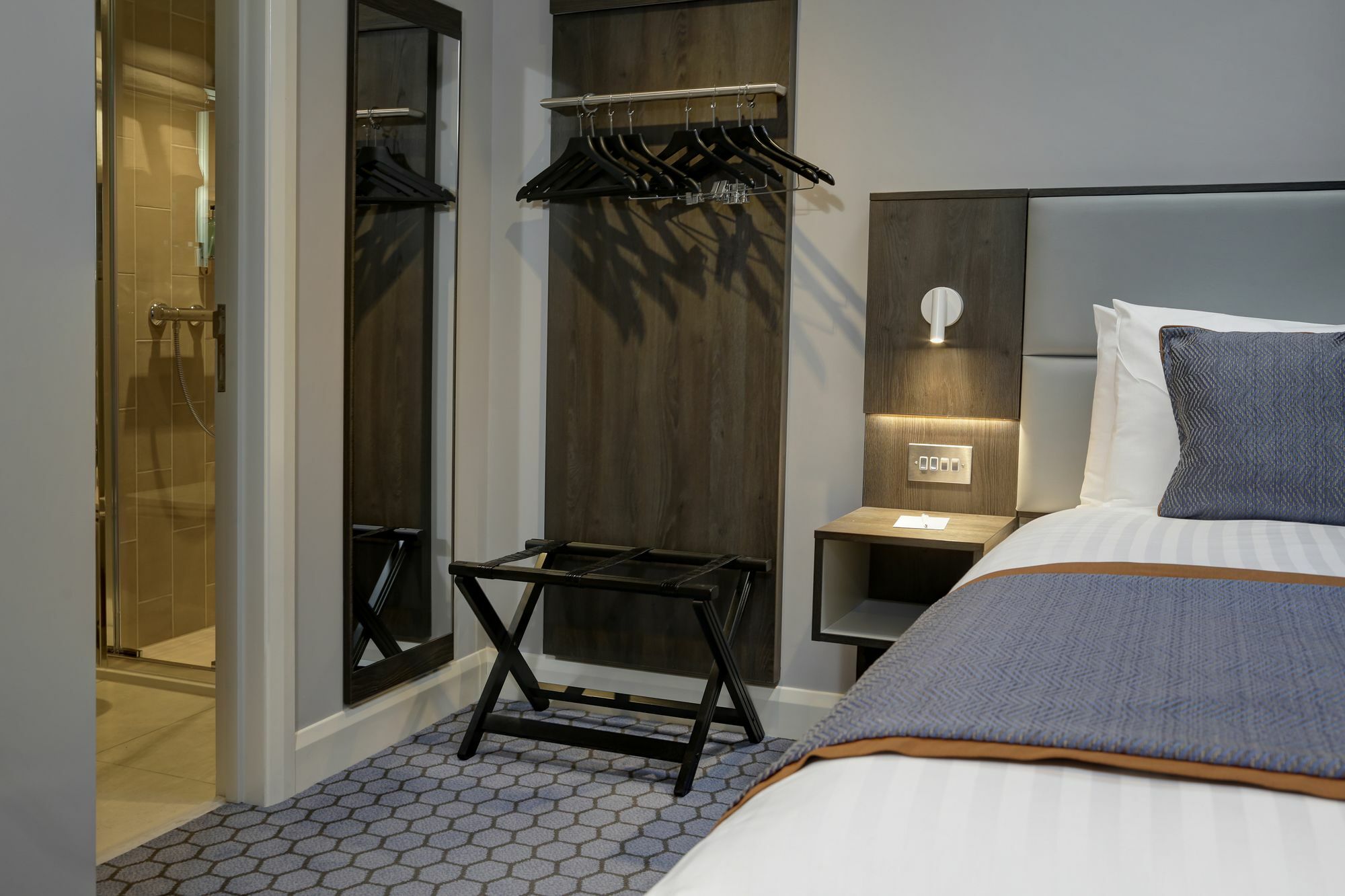 Best Western Plus Vauxhall Hotel London Exterior foto